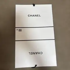 【CHANEL ギフトボックス　ホワイト