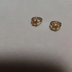 CHANEL シャネルノベルティー ゴールド ミニワープピアス