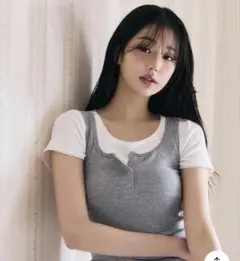 【ウォニョン着用】rolarola グレー ノースリーブ musinsa