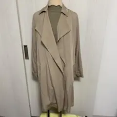 【土日限定セール】ベージュ　トレンチコート　超美品　春色　【翌日発送】