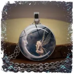 ⭐️️月と見つめ合う妖精のネックレス⭐️　フェアリー　病みかわ　地雷系