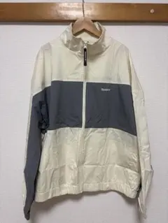 Reebok ナイロンジャケット