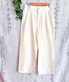 【UNIQLO】 綺麗めカジュアルパンツ アイボリー レディース (S)