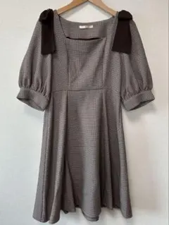 肩リボンワンピース