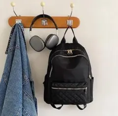 ブラックナイロンリュック・キルティング　レディースリュックサック　マザーズバッグ