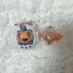 たまごっち スイングケース3・カラフルマルチチャーム めめっち ガチャガチャ