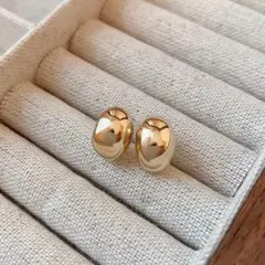 オーバルピアス ゴールド 金色 ぷっくりぽってり ビーンデザイン No184