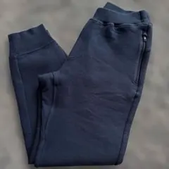 ユニクロ　スエットパンツ　紺色　150cm