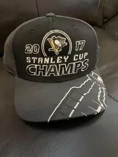 ピッツバーグ　ペンギンズ　NHL 2017 スタンリーカップ　公式　キャップのサムネイル