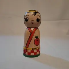 こけし(山谷レイ工人作)のサムネイル