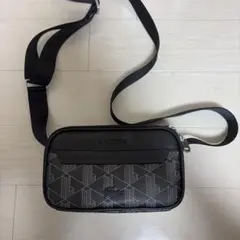 LACOSTE モノグラム ショルダーバッグ