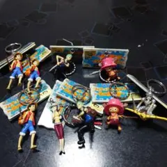 ワンピース ・空の騎士編キーホルダー 5種類9個セット コンプリート 未使用