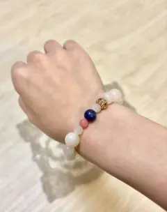 インカローズ、ムーンストーン、ローズクォーツの天然石ブレスレット