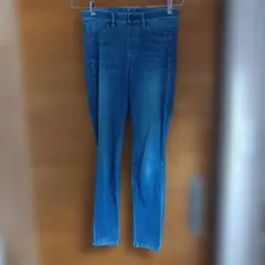 UNIQLO スキニーデニムパンツ ブルーのサムネイル