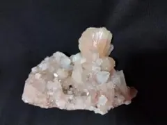 束沸石　スティルバイト　アポフィライト　鉱物標本