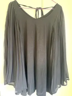 EGOIST ブラック　トップス