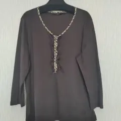 OAKS LONDON ブラウン Tシャツ