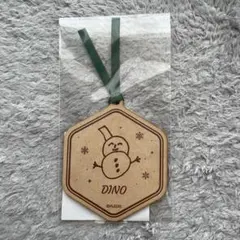 SEVENTEEN セブチカフェ ディノ ウッドオーナメント