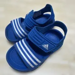 adidas 青 ストラップサンダル　子供用サンダル