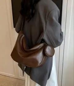 Y2K 大容量バッグ ショルダーバッグ ミニポーチ付き ソフトレザー