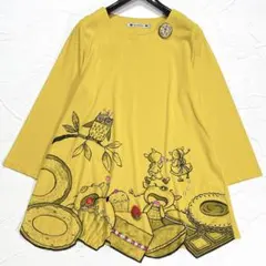 美品✨アルベロベロ　ぶたさん　刺繍　ビーズ付き　チュニック　ヘンゼルとグレーテルのサムネイル