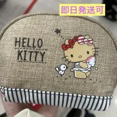 日焼けキティ　ポーチ