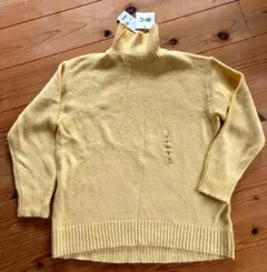 UNIQLO ソフトニットハイネック セーター Sサイズ 新品