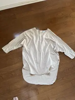 Americana ベージュ 長袖Tシャツのサムネイル