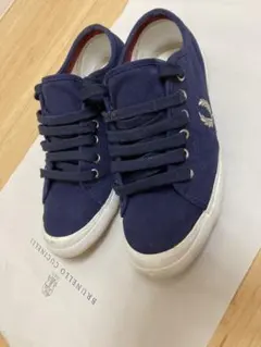 【美品】人気！FRED PERRY フレッドペリースニーカー 軽量男女兼用26㎝のサムネイル