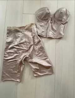 ブライダルインナー　トリートドレッシング　ビスチェ　ガードル　E65 M