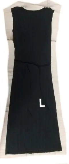 UNIQLO プリーツワンピース ノースリーブ 黒 L