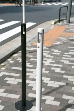 ☆値下げ、訳あり☆ オシャレ！スタンド 灰皿 角型 ブラック 大容量