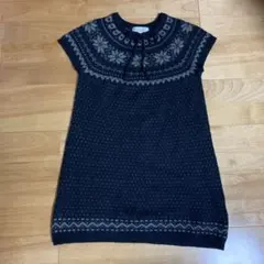 ニットチュニック　Mサイズ　着用感あり　毛玉あり　ほつれあり　ノースリーブのサムネイル