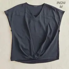 イング INGNI ブラウス M 半袖 Vネック カシュクール 黒 シンプル