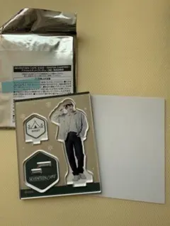 ウジ seventeen カフェ winter campingアクリルスタンド