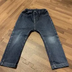 ダークブルーデニムパンツ