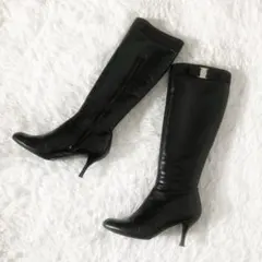 美品 サルヴァトーレフェラガモ ヴァラ ロングブーツ ヒール7cm