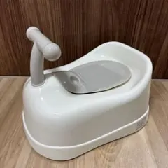 西松屋　抗菌シンプルおまるのサムネイル