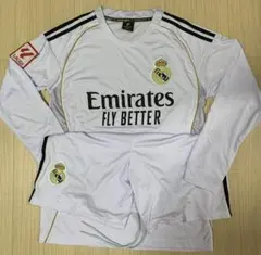 Lサイズ！サッカーユニフォーム！Real Madrid 上下セット 長袖ホワイトのサムネイル