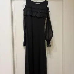 オフショルダー フリル ドレス Sサイズ