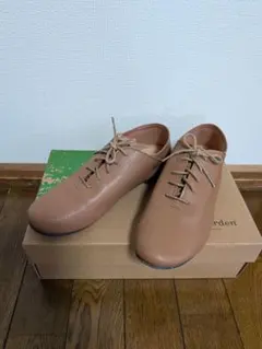 レディースシューズ　23cm　ベージュ