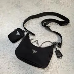 PRADA ナイロン ショルダーバッグ 美品；のサムネイル