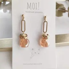 No.491 　ガラスビーズ　スクエア　縦長フープ　リングパーツ　ピアス