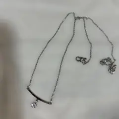 シルバー バー ネックレス クリスタルストーン