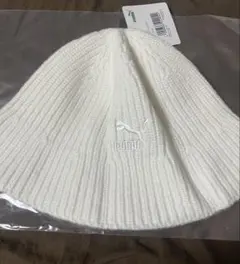 Puma ホワイト ニット帽　バケットハット