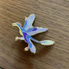 古代生物 恐竜 ピンバッジ　　Microraptor