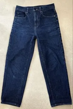 ユニクロ　スラウチテーパードアンクルジーンズ　23