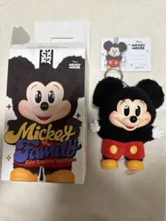 POPMART Disney ミッキーキーホルダー♥️ 楽天市場】【正規品保証・訳あり品・箱潰れあり】 DISNEY