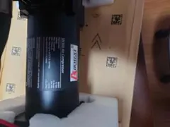 日産キャラバンエアコンコンプレッサーValeo92600-EXA0A NV350 - メルカリ