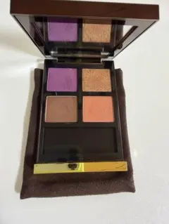 TOM FORD アイカラー クォード 23アフリカンバイオレットのサムネイル